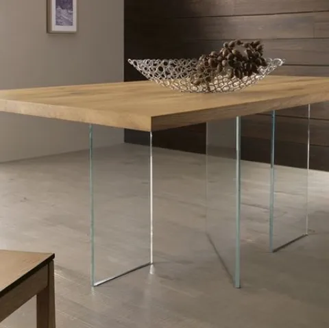 Tavolo in legno con base in vetro Vertigine 4300 di Conarte