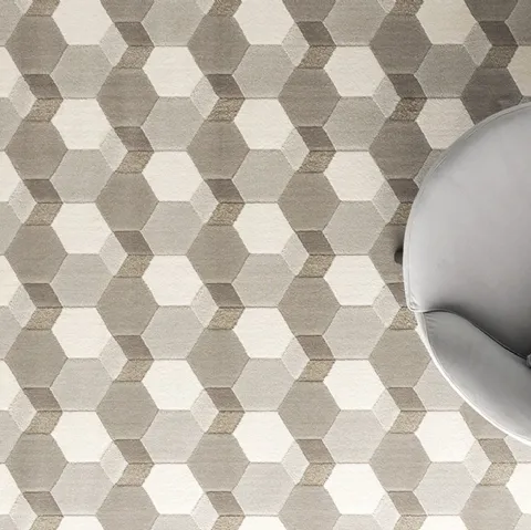 Tappeto con geometrie Cementino di Calligaris