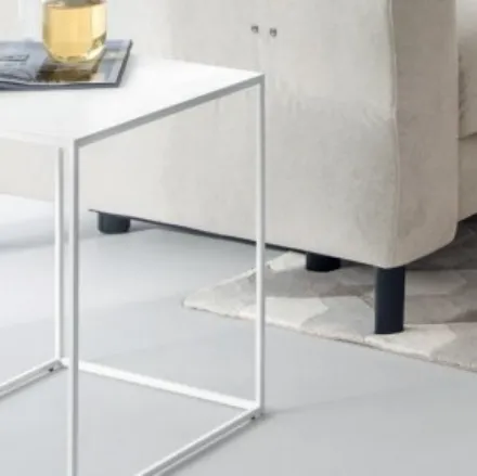 Tavolino quadrato Thin in metallo laccato Bianco di Calligaris
