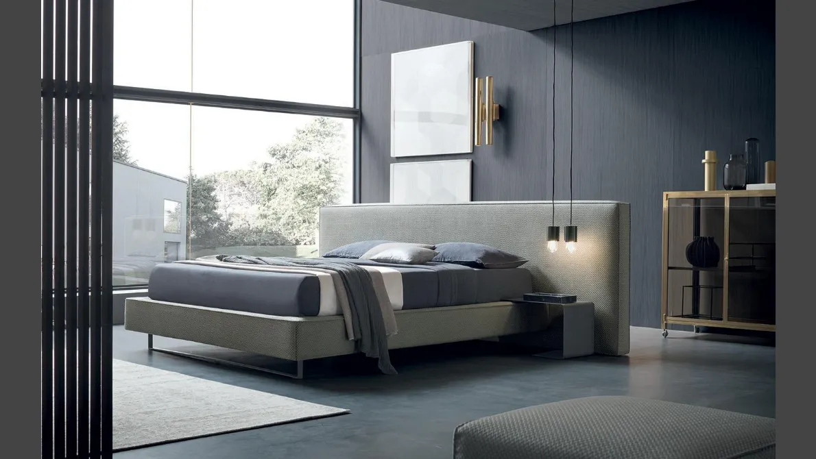 Letto in tessuto dal design lineare ed essenziale Bowie di Felis