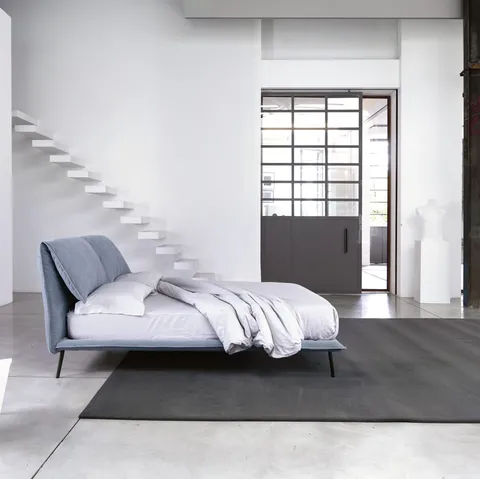 Letto in tessuto imbottito Eos di Noctis