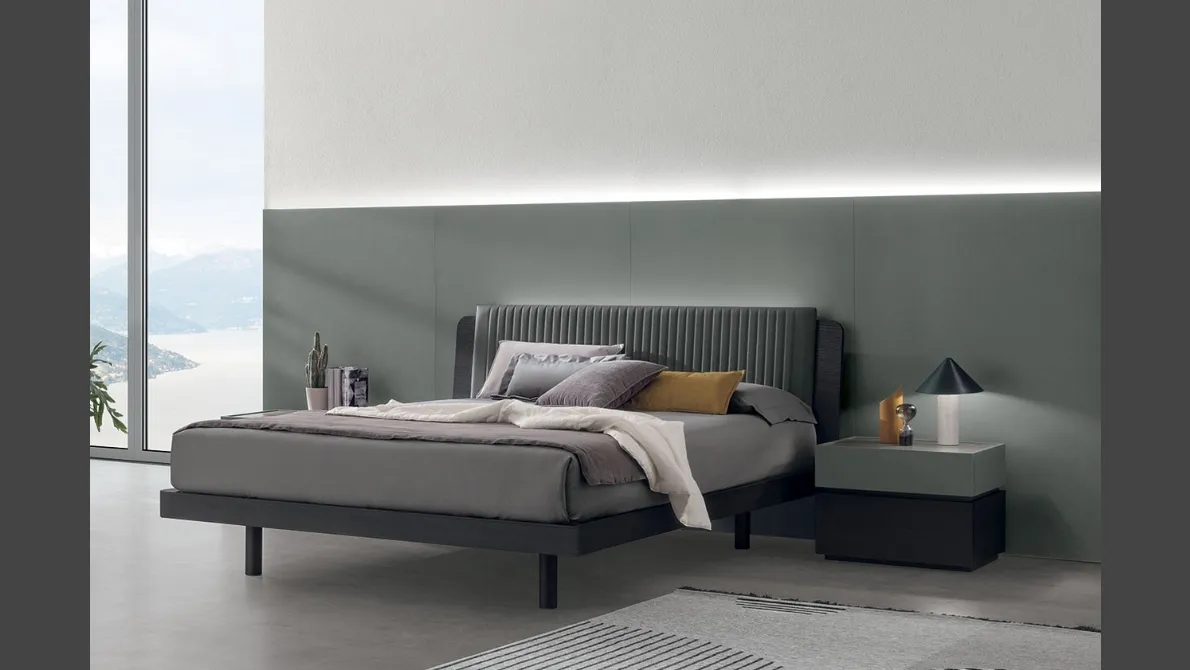 Letto con testiera imbottita Roxy di Tomasella