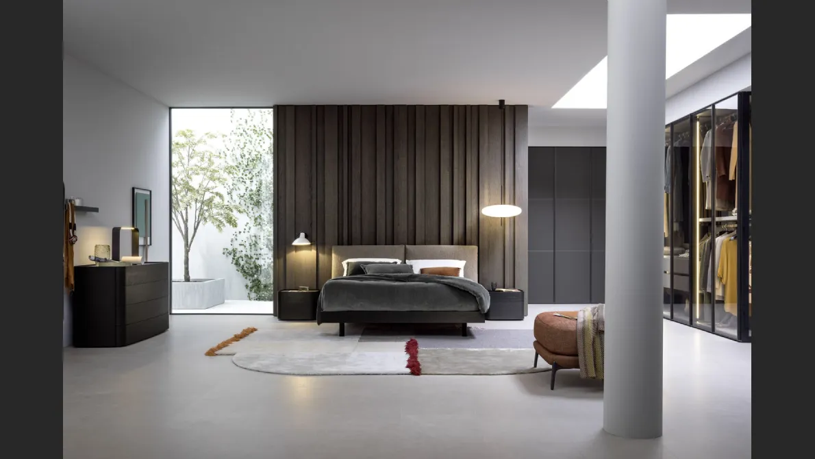 Letto con testiera in tessuto imbottito Twice di Novamobili