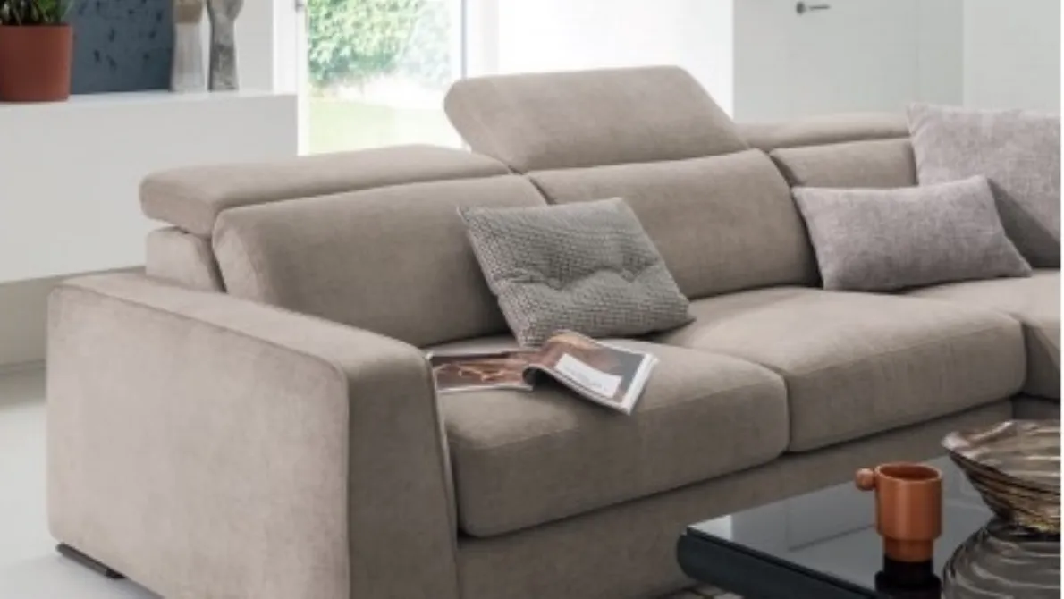 Divano con schienale regolabile Cast di Calligaris