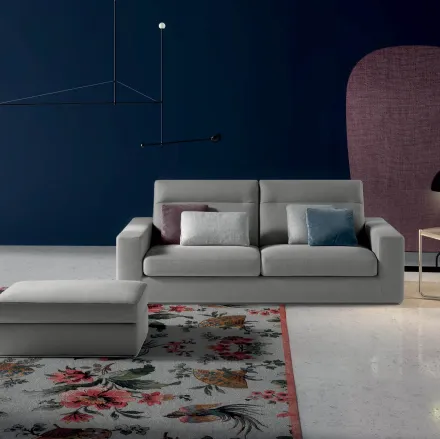 Divano lineare in tessuto Posh Bold di Samoa