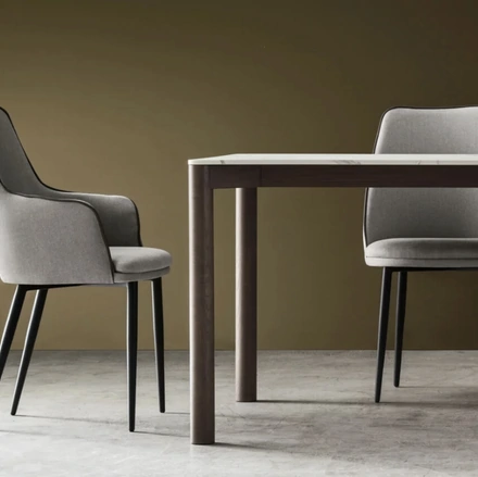 Sedia Kelly di Maronese