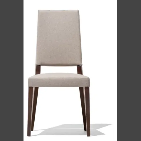 Sedia in tessuto con struttura in legno Sandy di Connubia