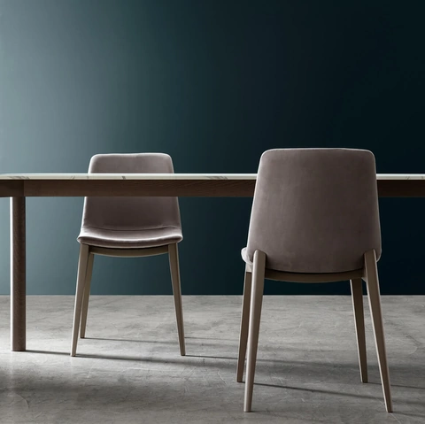 Sedia Vanity in tessuto e legno di frassino di Maronese