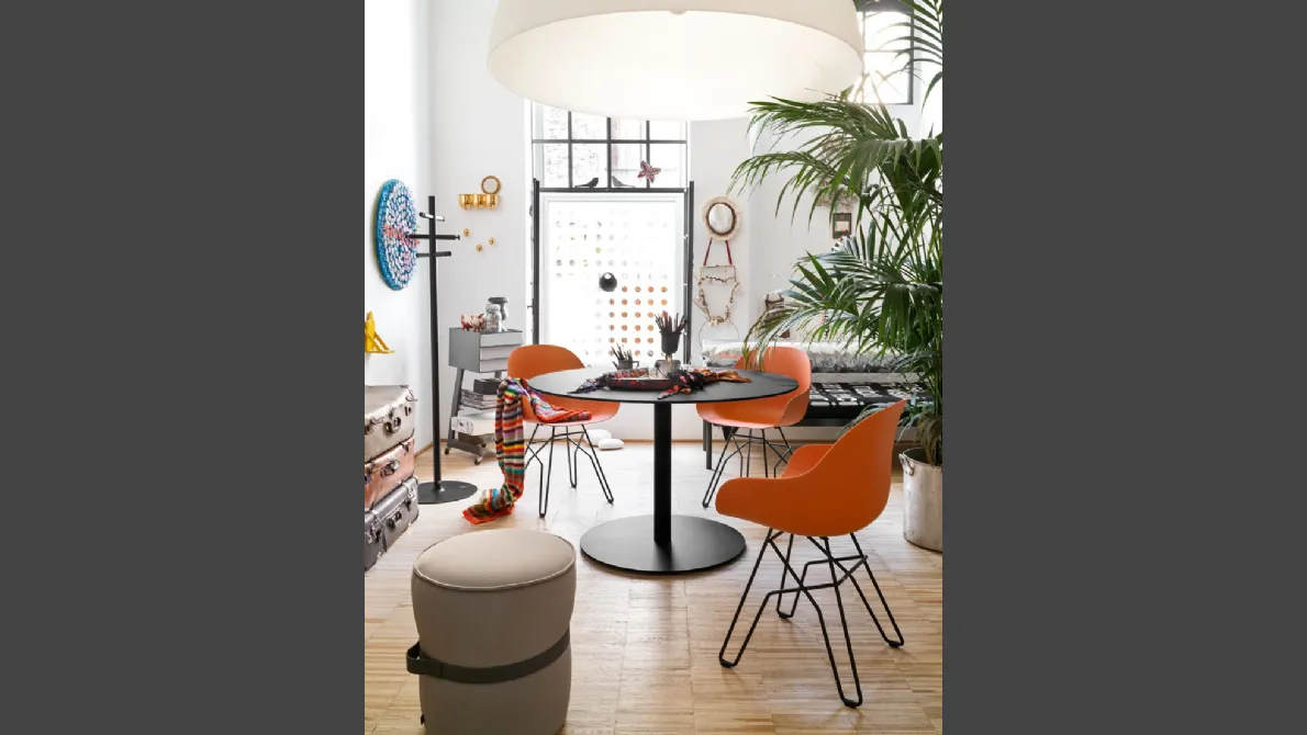 Tavolo rotondo in laminato stratificato con base in metallo Cocktail di Connubia