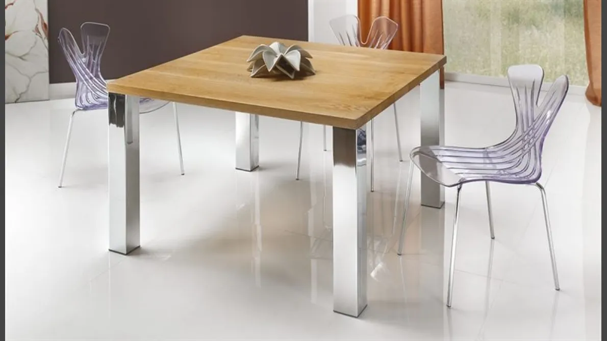 Tavolo quadrato in legno massello con gambe in acciaio lucido Vivido 4268 di Conarte