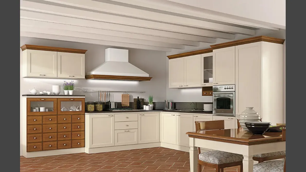 Cucina Classica angolare bicolore in laccato opaco e legno naturale I Ciliegi composizione 04 di Le Fablier