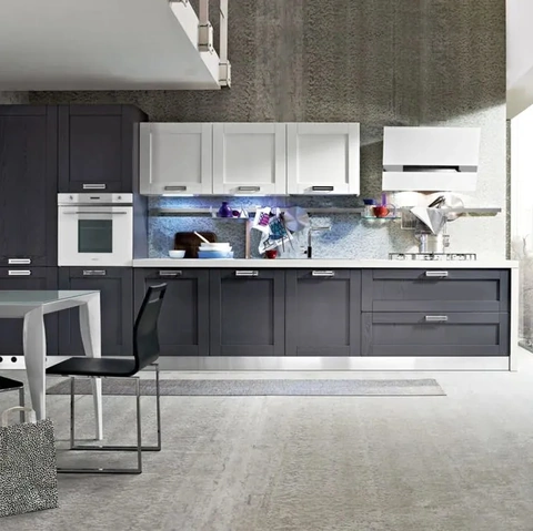 Cucina Classica lineare in legno laccato Signoressa 03 di Ar-Tre