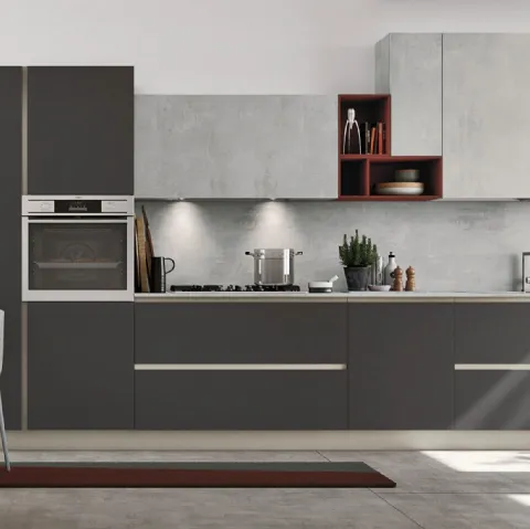 Cucina Moderna lineare Alevé v06 in accato UV Grigio Asfalto opaco e laminato materico cemento di Stosa