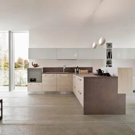Cucina Moderna angolare in finitura legno e laccato Mito di Ar-Tre