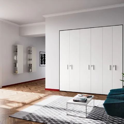 Armadio su misura con ante battenti laccato Bianco di Colombini Office