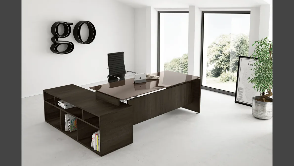 Scrivania Direzionale con piano in vetro e struttura in melaminico effetto legno GO 03 di Colombini Office